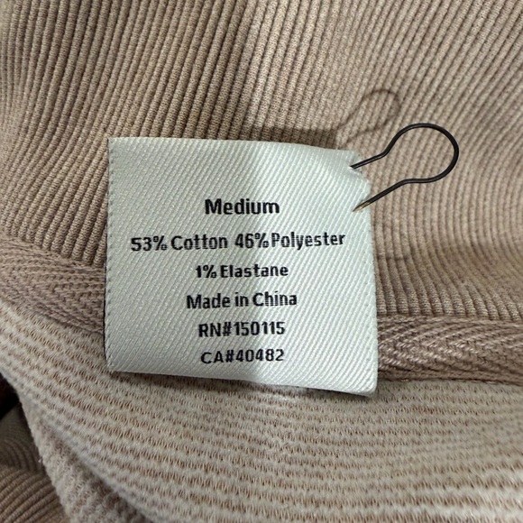 Varley Vine 1/2 zip - Picture 6 of 6